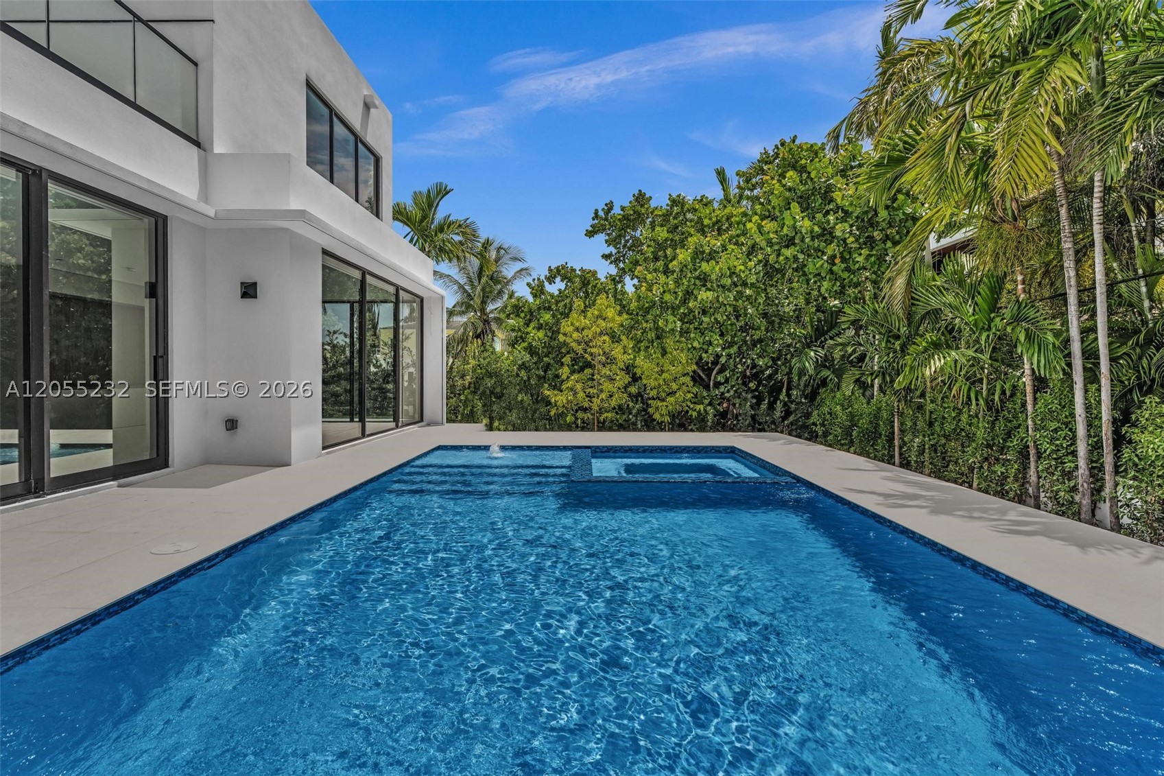 6020 Alton Rd, Miami Beach FL 33140