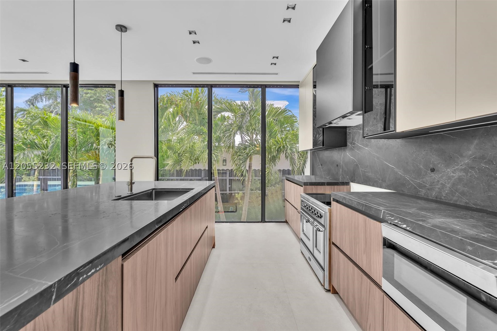 6020 Alton Rd, Miami Beach FL 33140