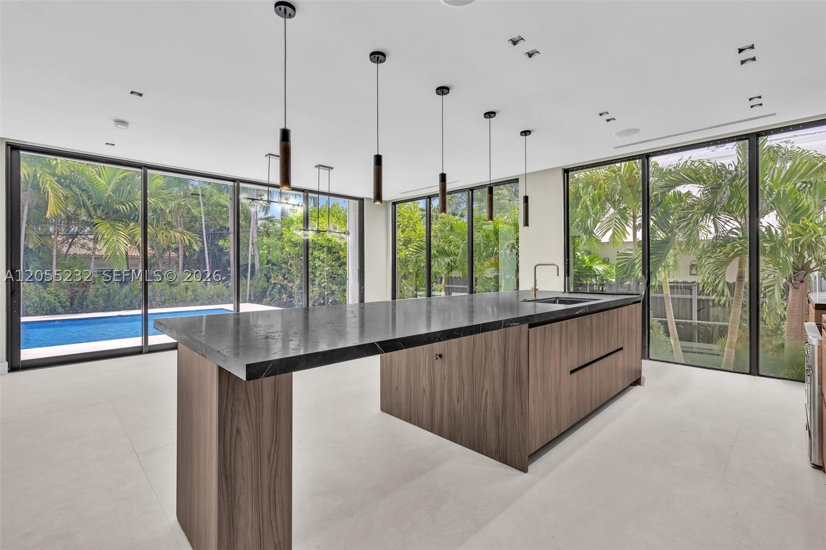 6020 Alton Rd, Miami Beach FL 33140