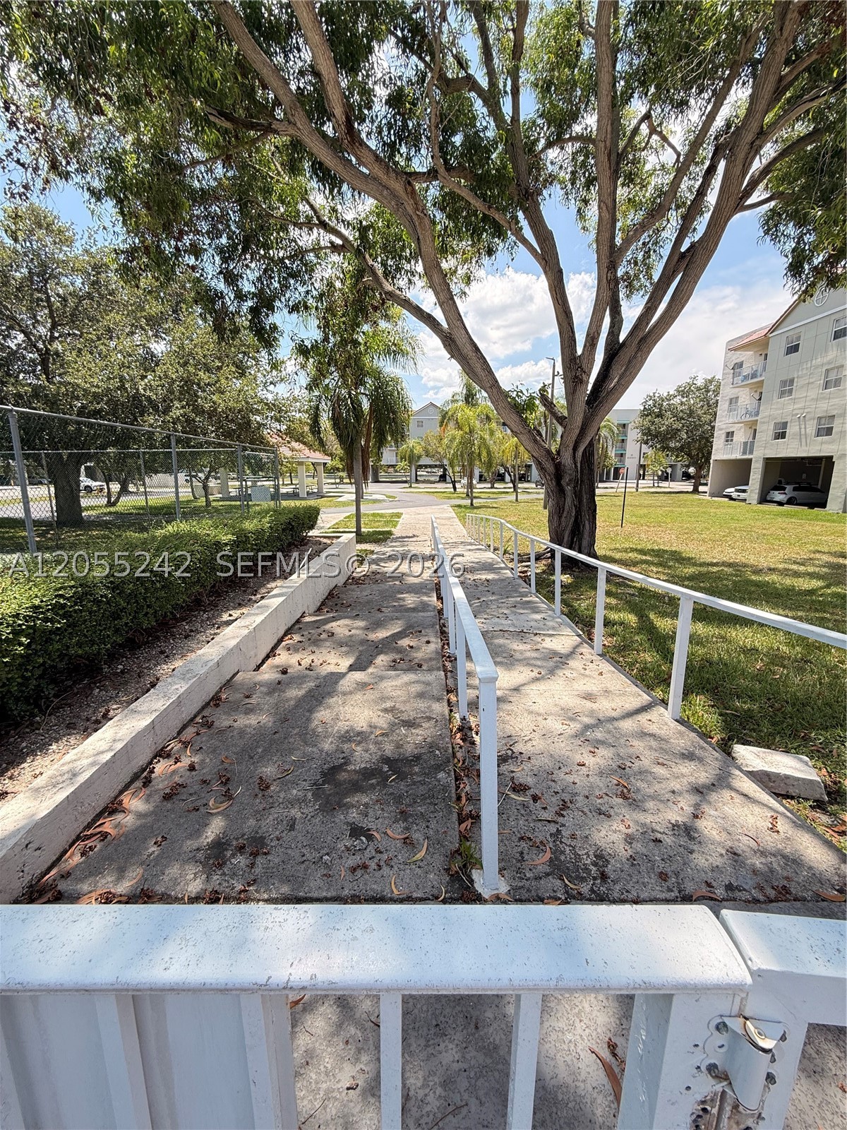8240 SW 210th St #203, Cutler Bay FL 33189