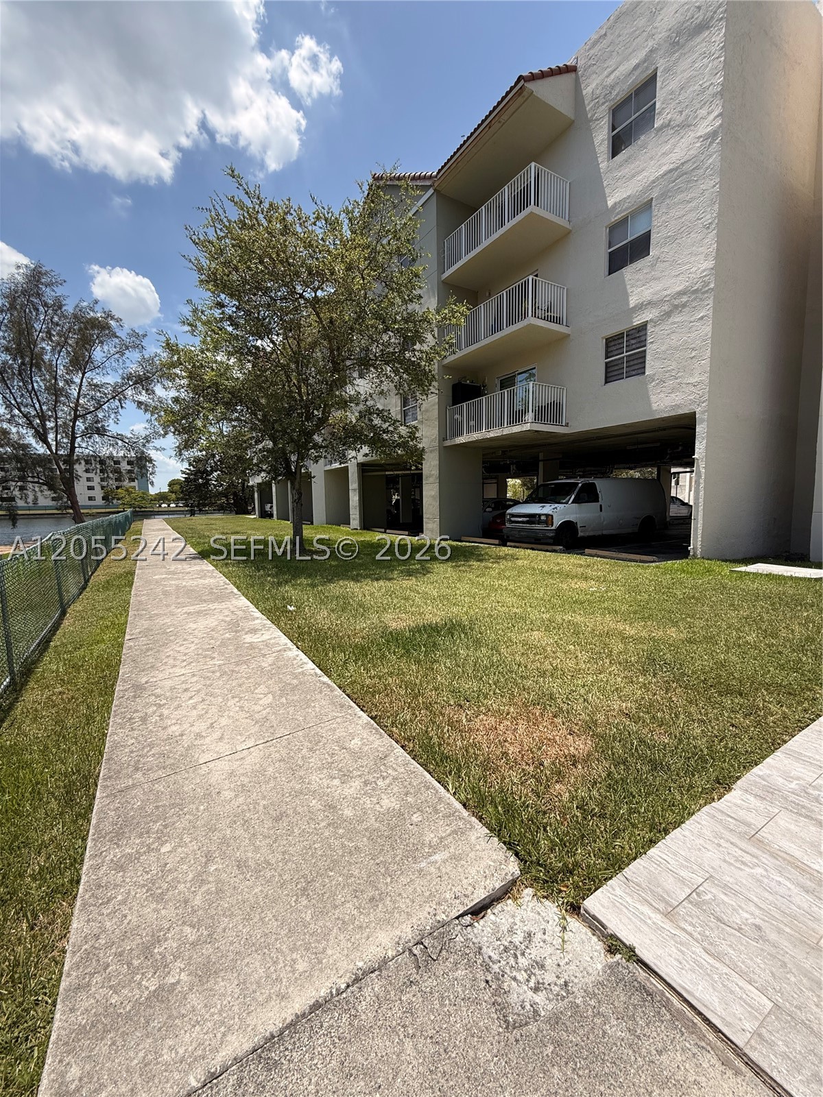 8240 SW 210th St #203, Cutler Bay FL 33189