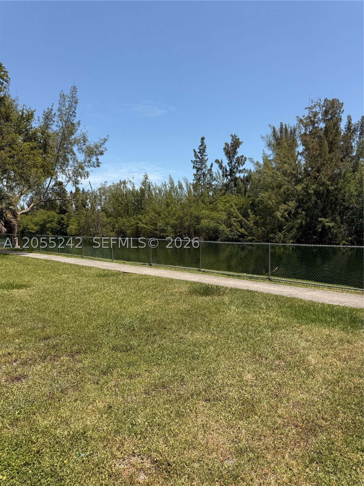 8240 SW 210th St #203, Cutler Bay FL 33189