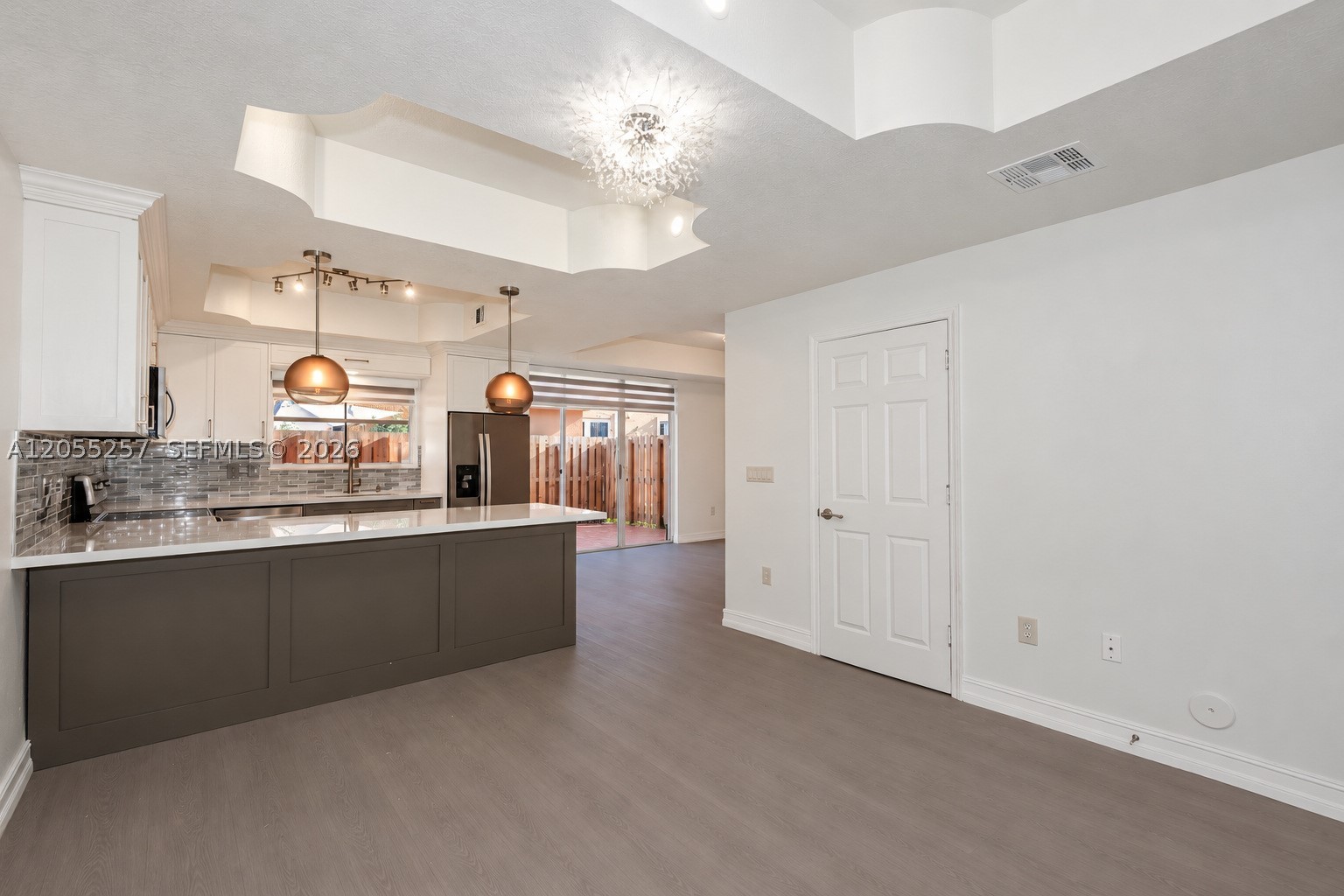 8423 S NW 138th Terrace #2802, Miami Lakes FL 33016
