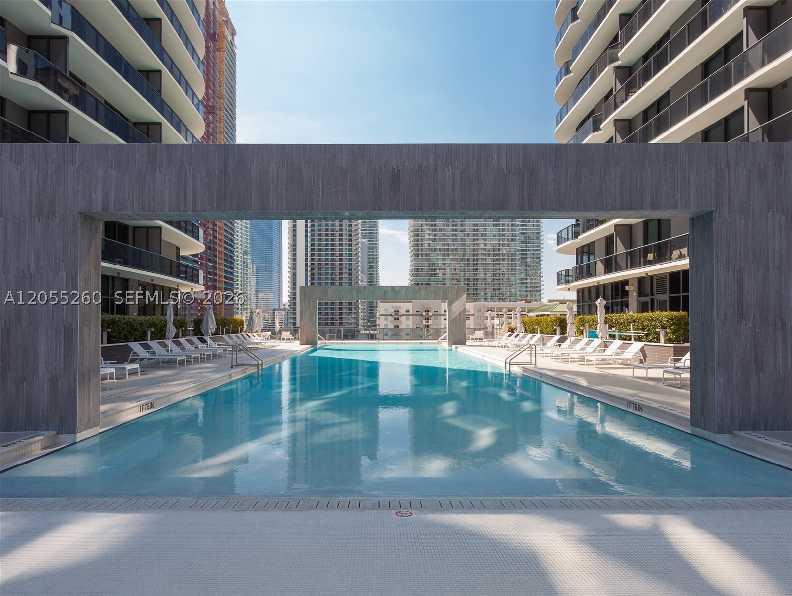 45 SW 9th St #1109, Miami FL 33130