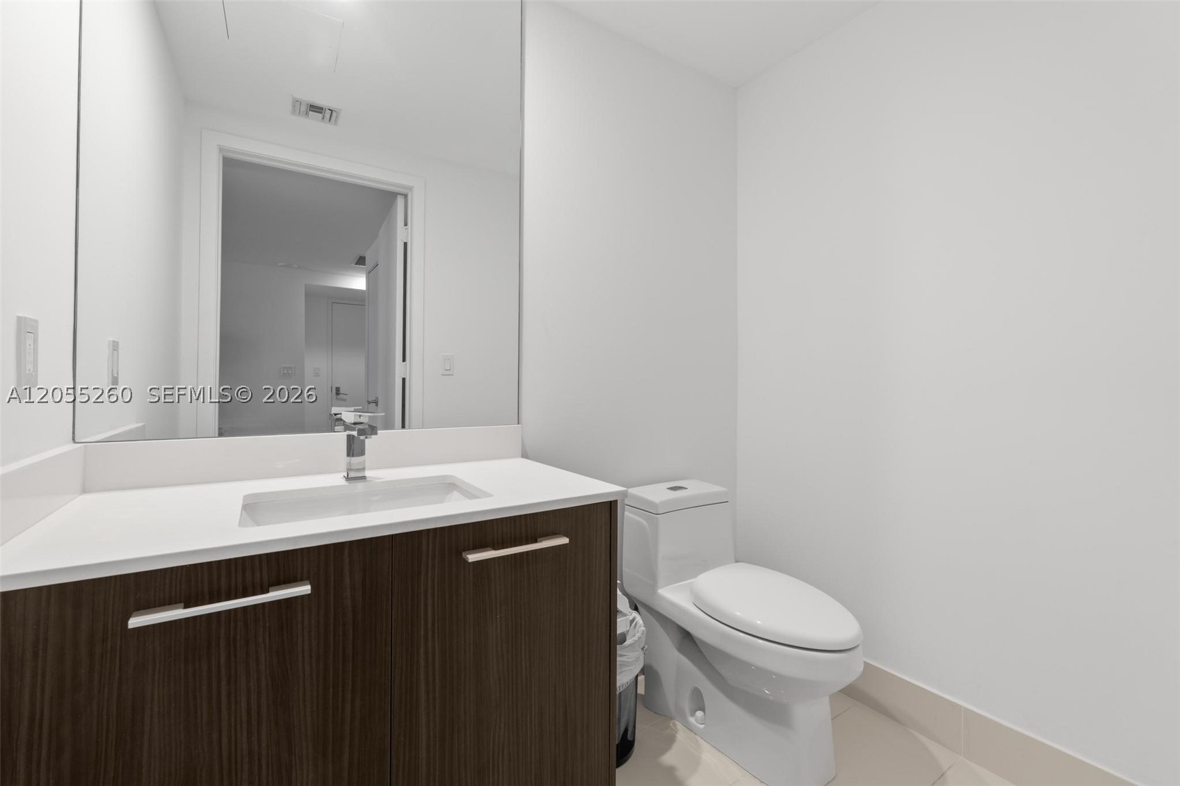 45 SW 9th St #1109, Miami FL 33130