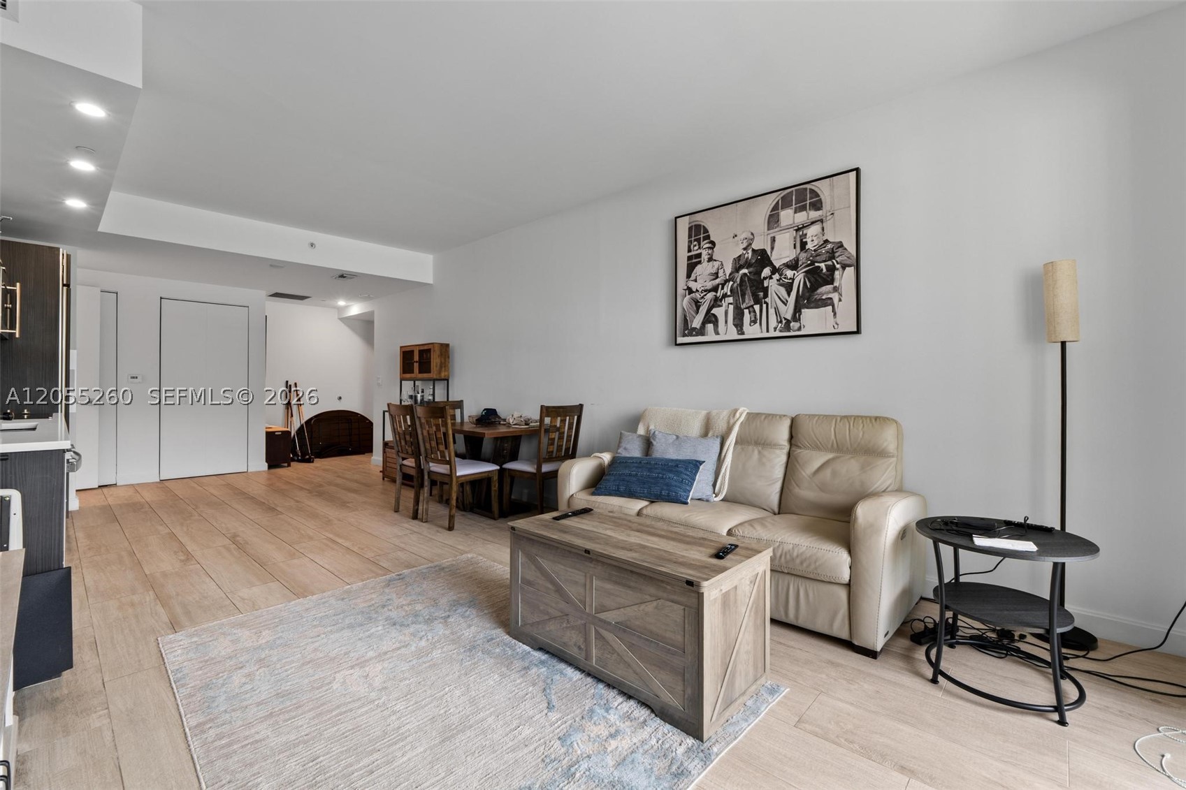 45 SW 9th St #1109, Miami FL 33130