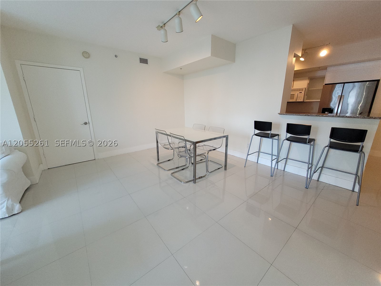 325 S Biscayne Blvd #1719, Miami FL 33131