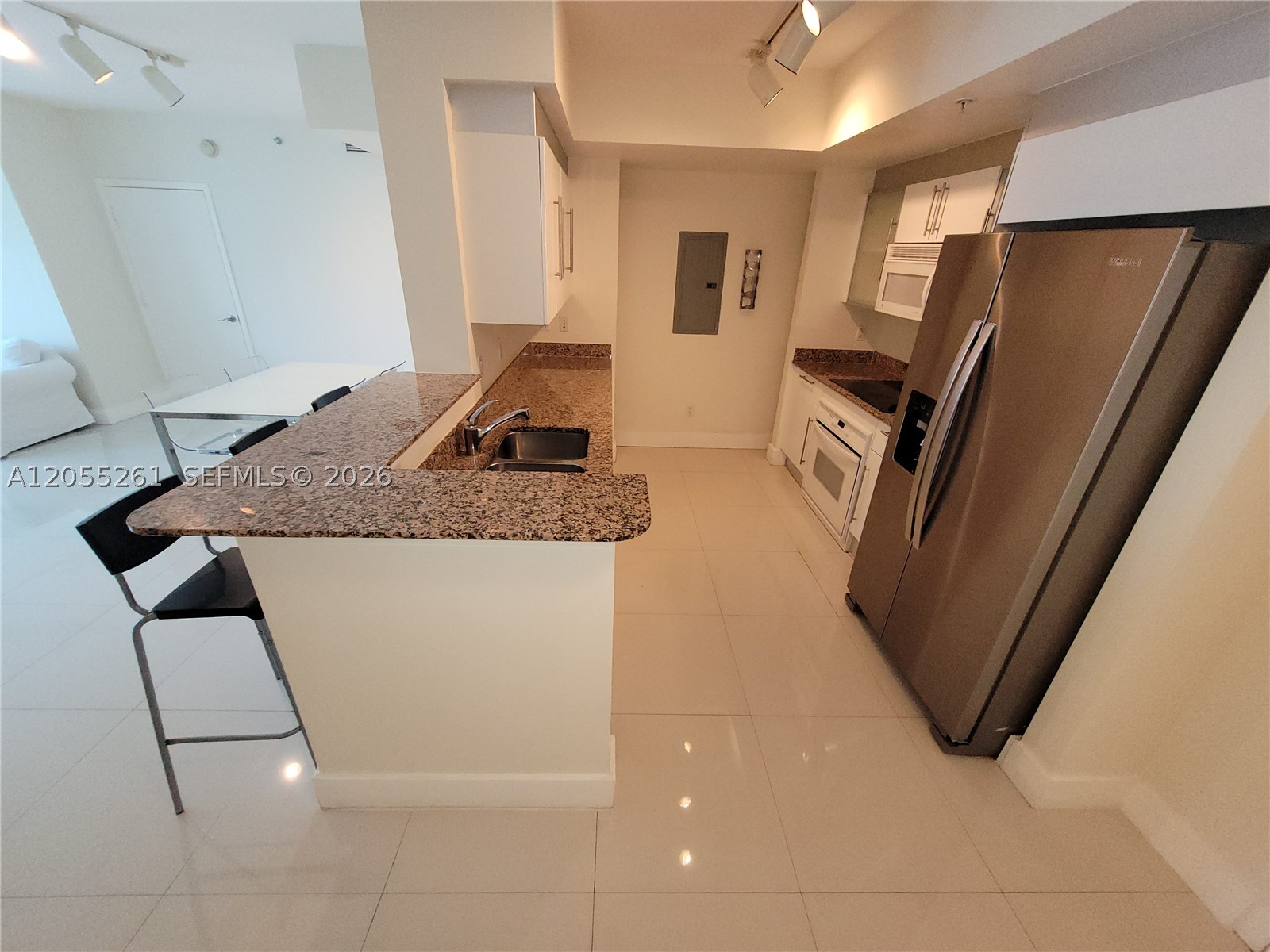 325 S Biscayne Blvd #1719, Miami FL 33131