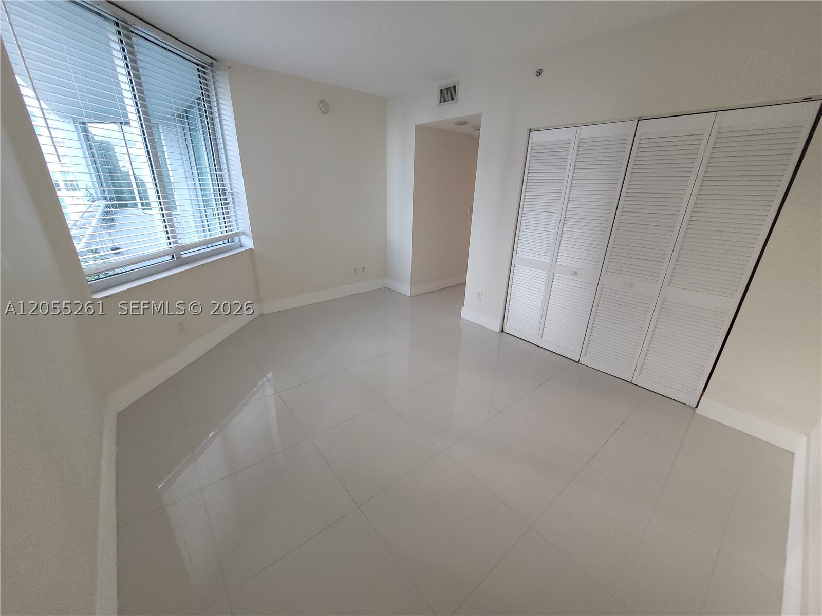 325 S Biscayne Blvd #1719, Miami FL 33131