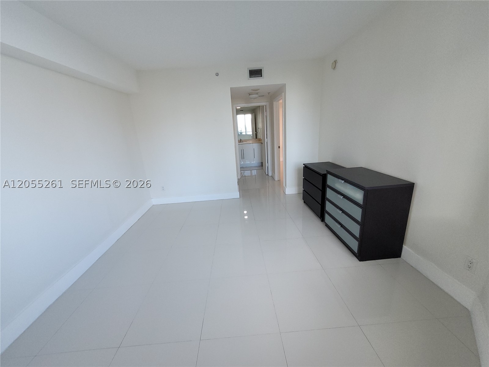 325 S Biscayne Blvd #1719, Miami FL 33131
