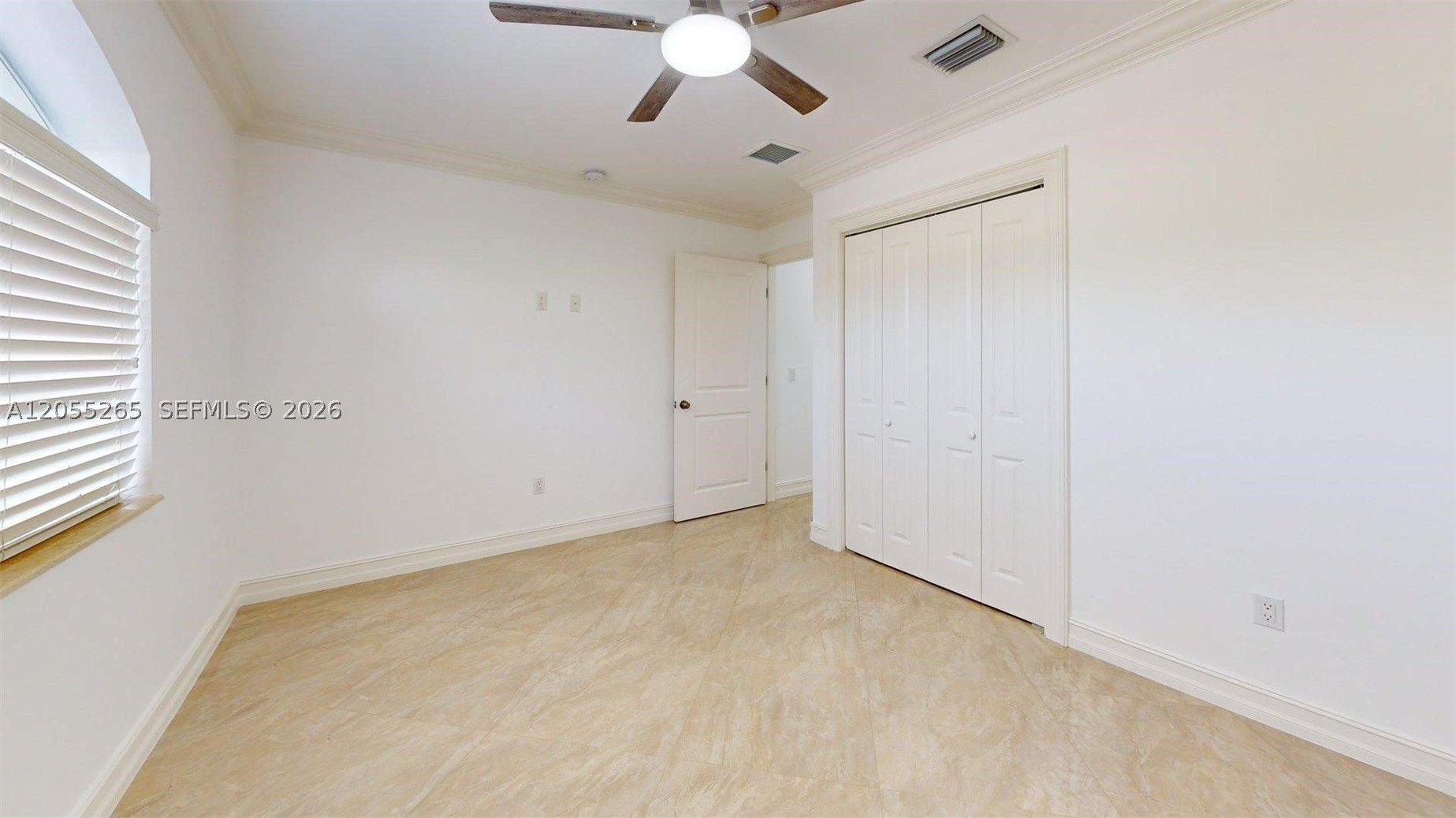 6265 W 10th Ave, Hialeah FL 33012