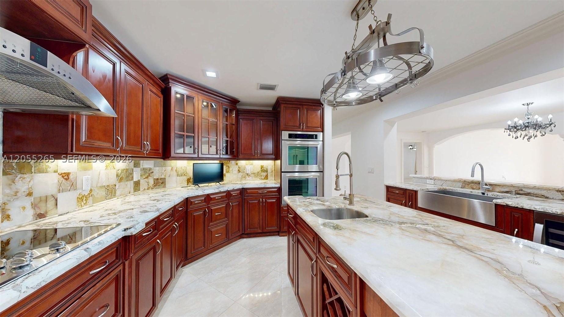 6265 W 10th Ave, Hialeah FL 33012