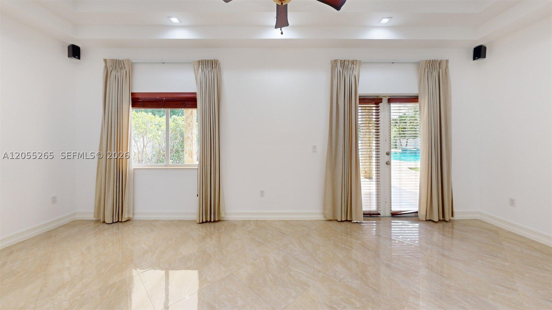6265 W 10th Ave, Hialeah FL 33012