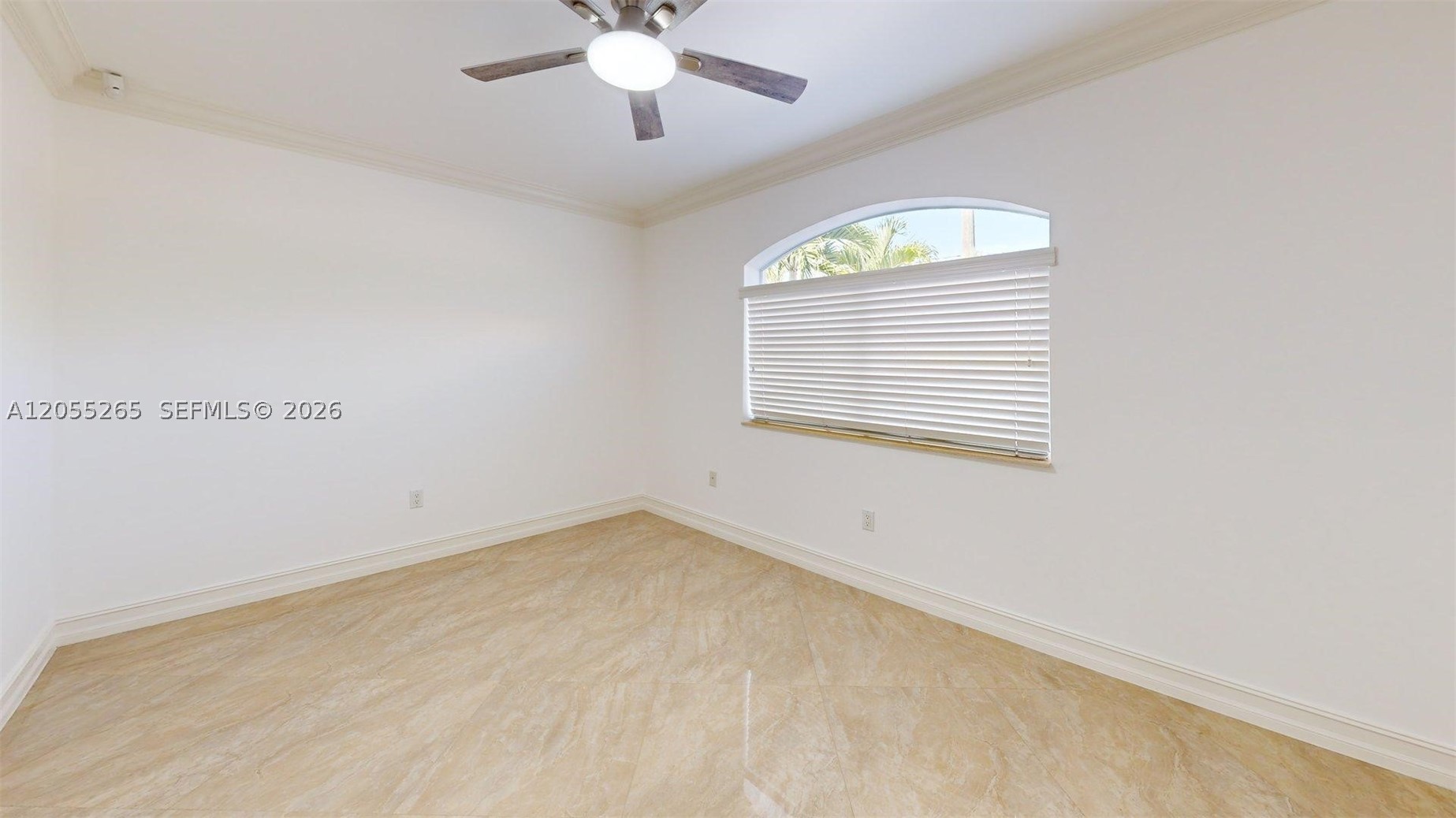 6265 W 10th Ave, Hialeah FL 33012