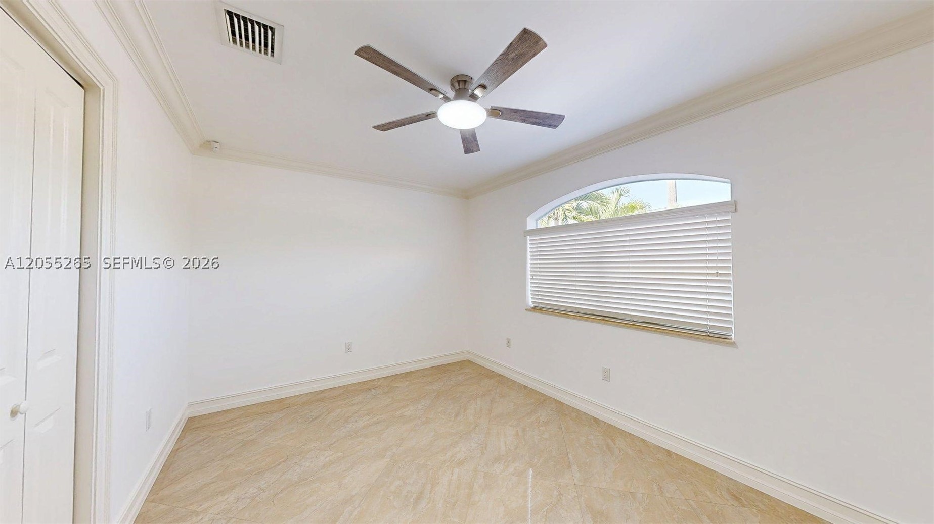 6265 W 10th Ave, Hialeah FL 33012