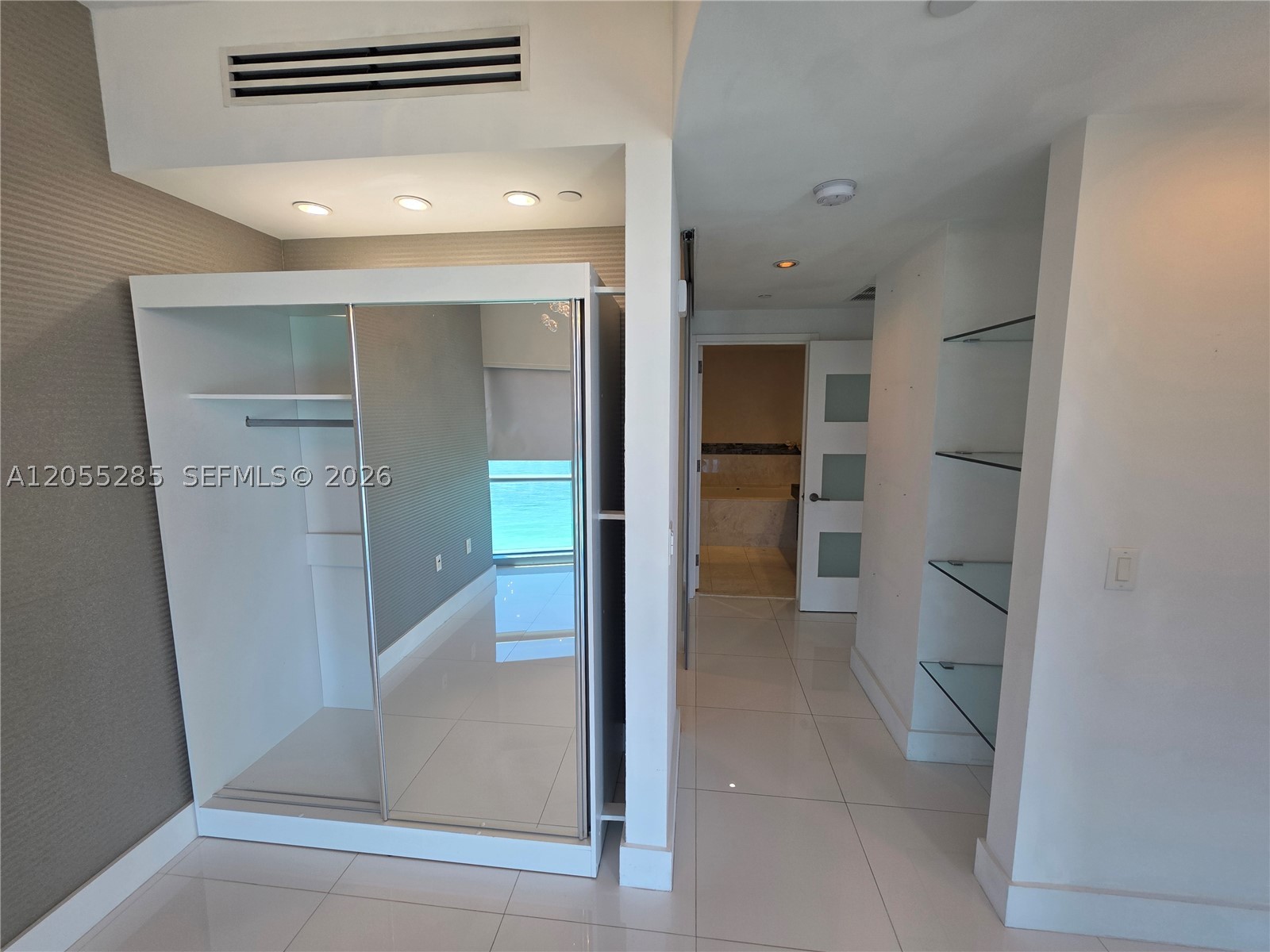 17121 COLLINS AV #2306, Sunny Isles Beach FL 33160