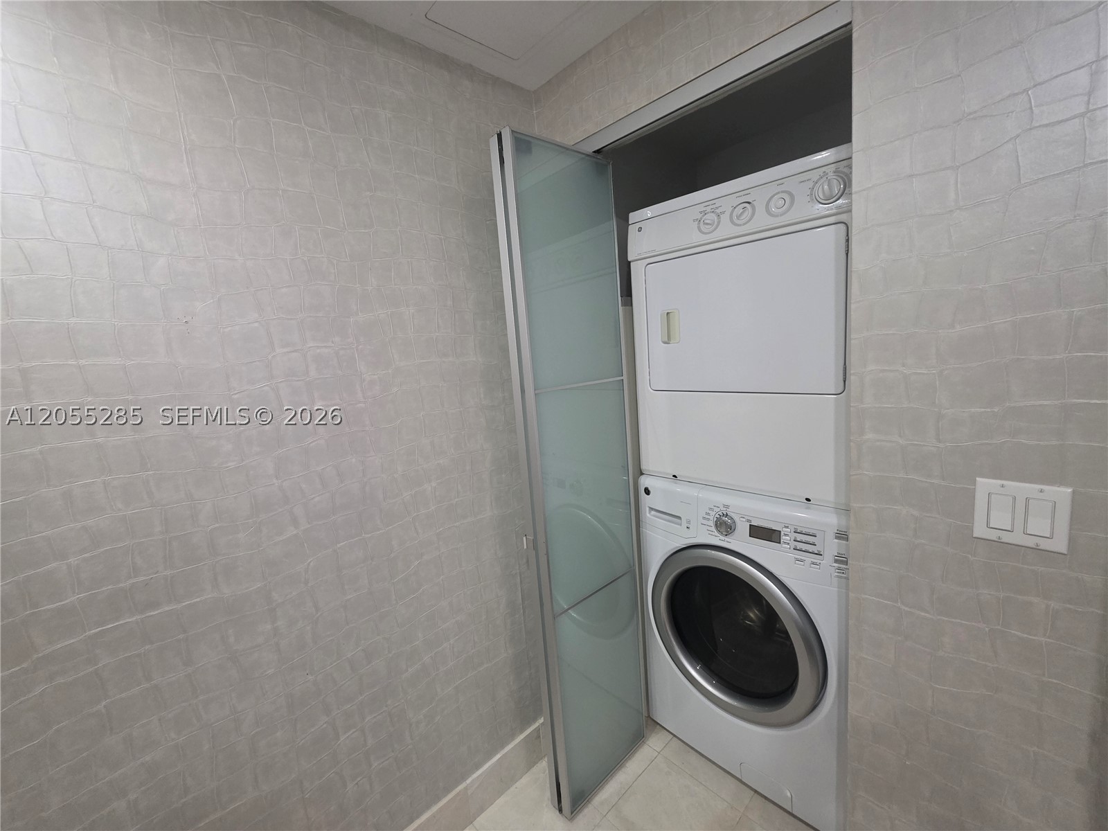 17121 COLLINS AV #2306, Sunny Isles Beach FL 33160