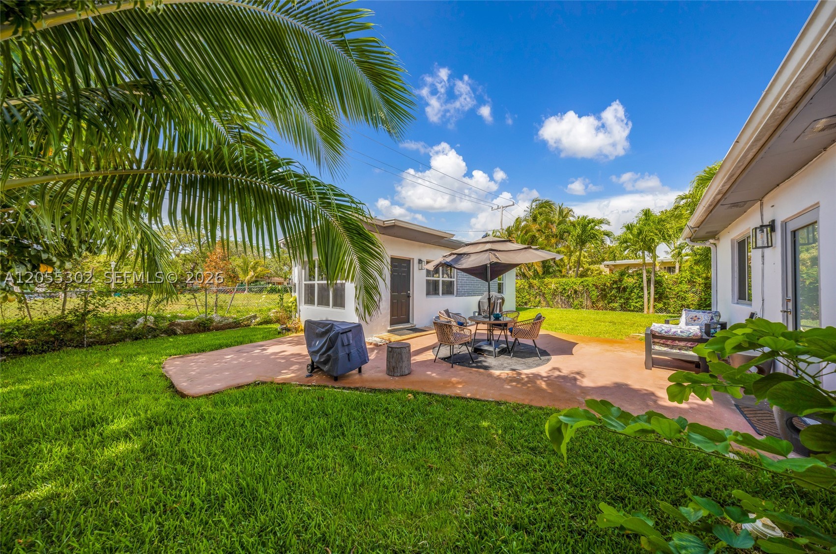 910 NE 81st St, Miami FL 33138