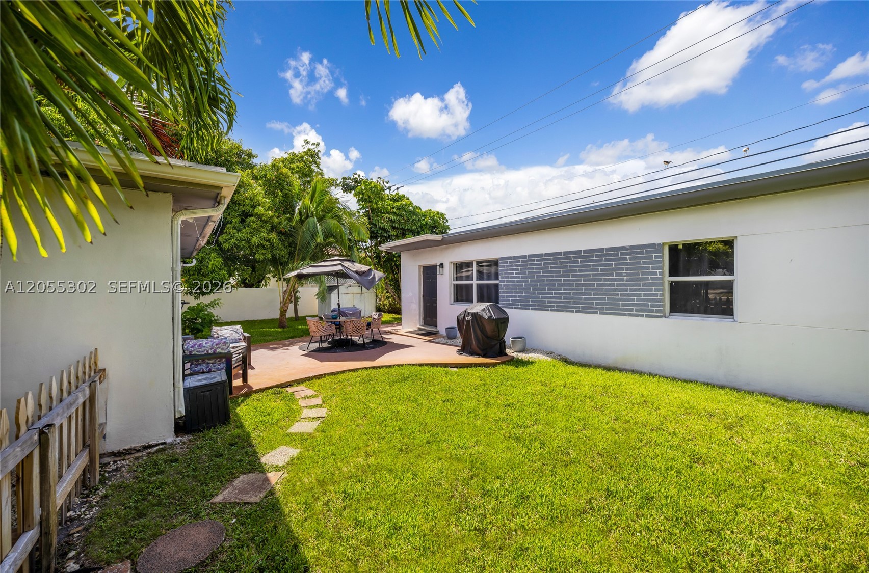 910 NE 81st St, Miami FL 33138