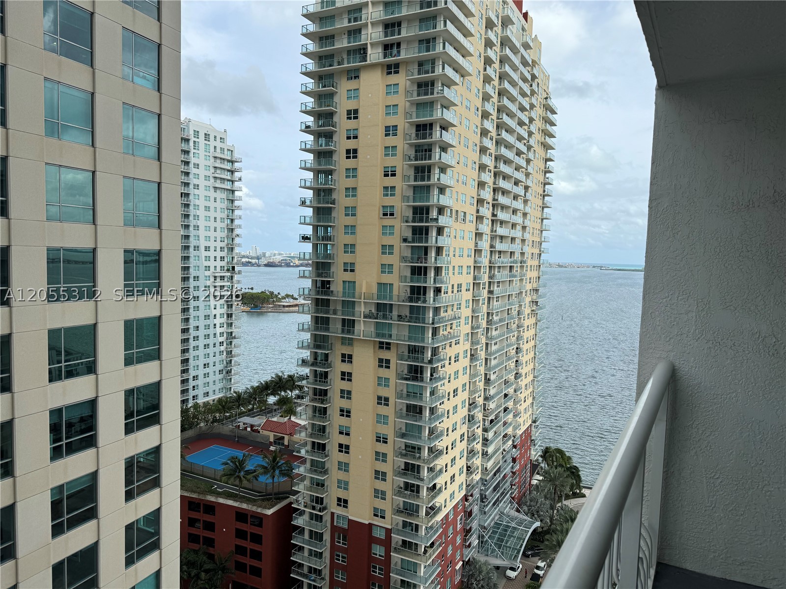 1200 Brickell Bay Dr #2310, Miami FL 33131
