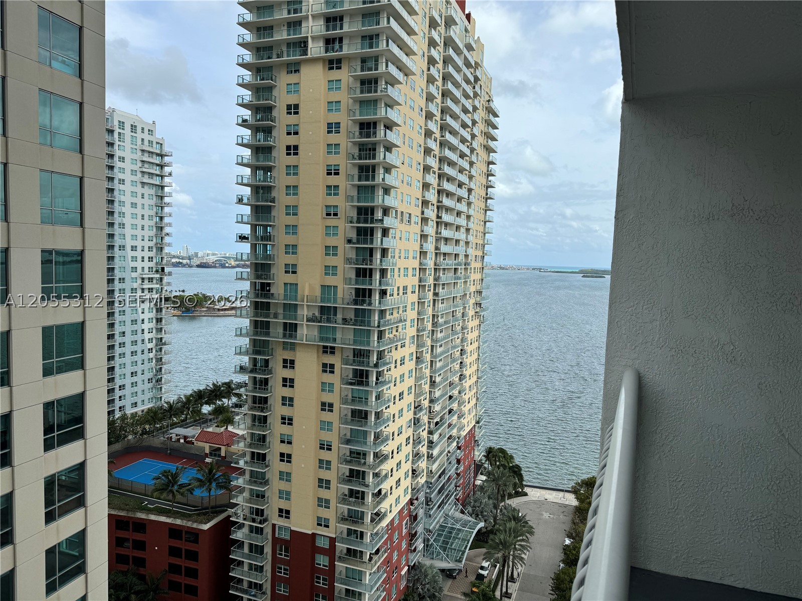 1200 Brickell Bay Dr #2310, Miami FL 33131