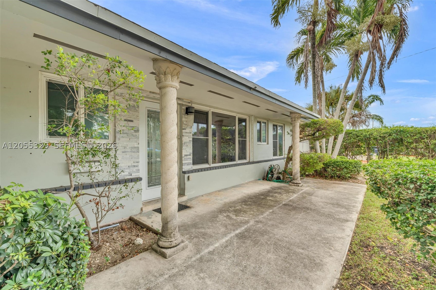 9921 SW 165th Ter, Miami FL 33157