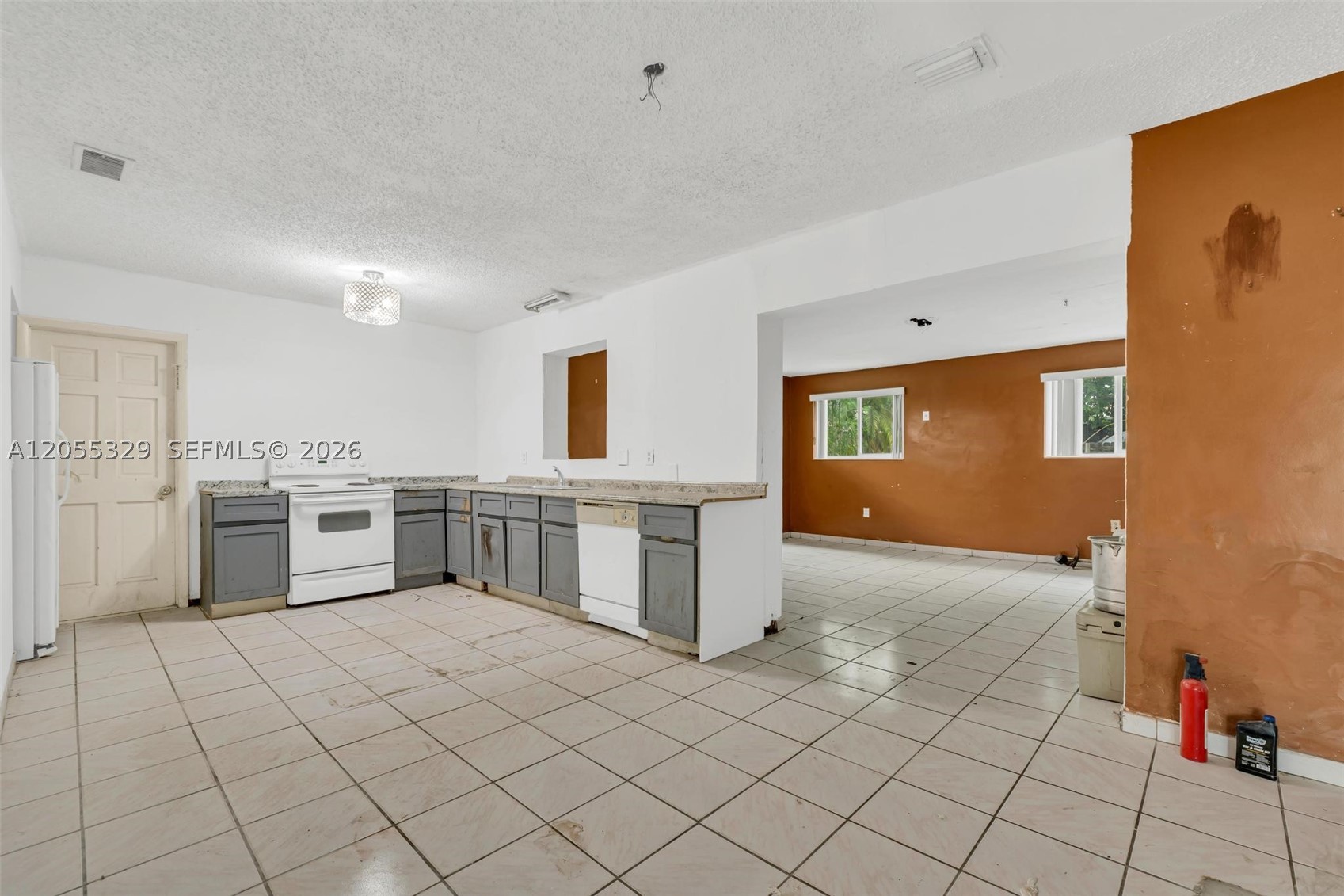 9921 SW 165th Ter, Miami FL 33157