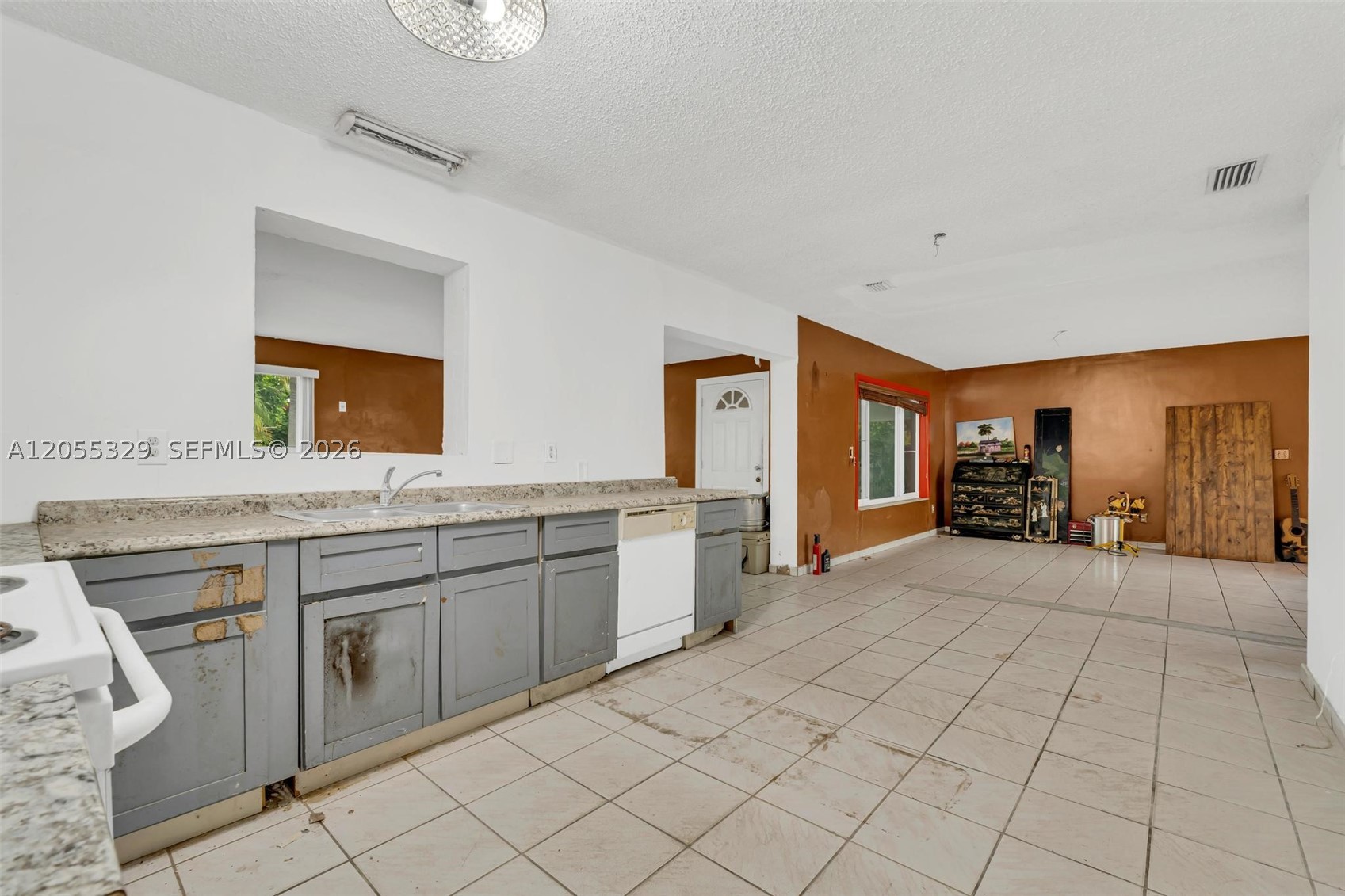 9921 SW 165th Ter, Miami FL 33157