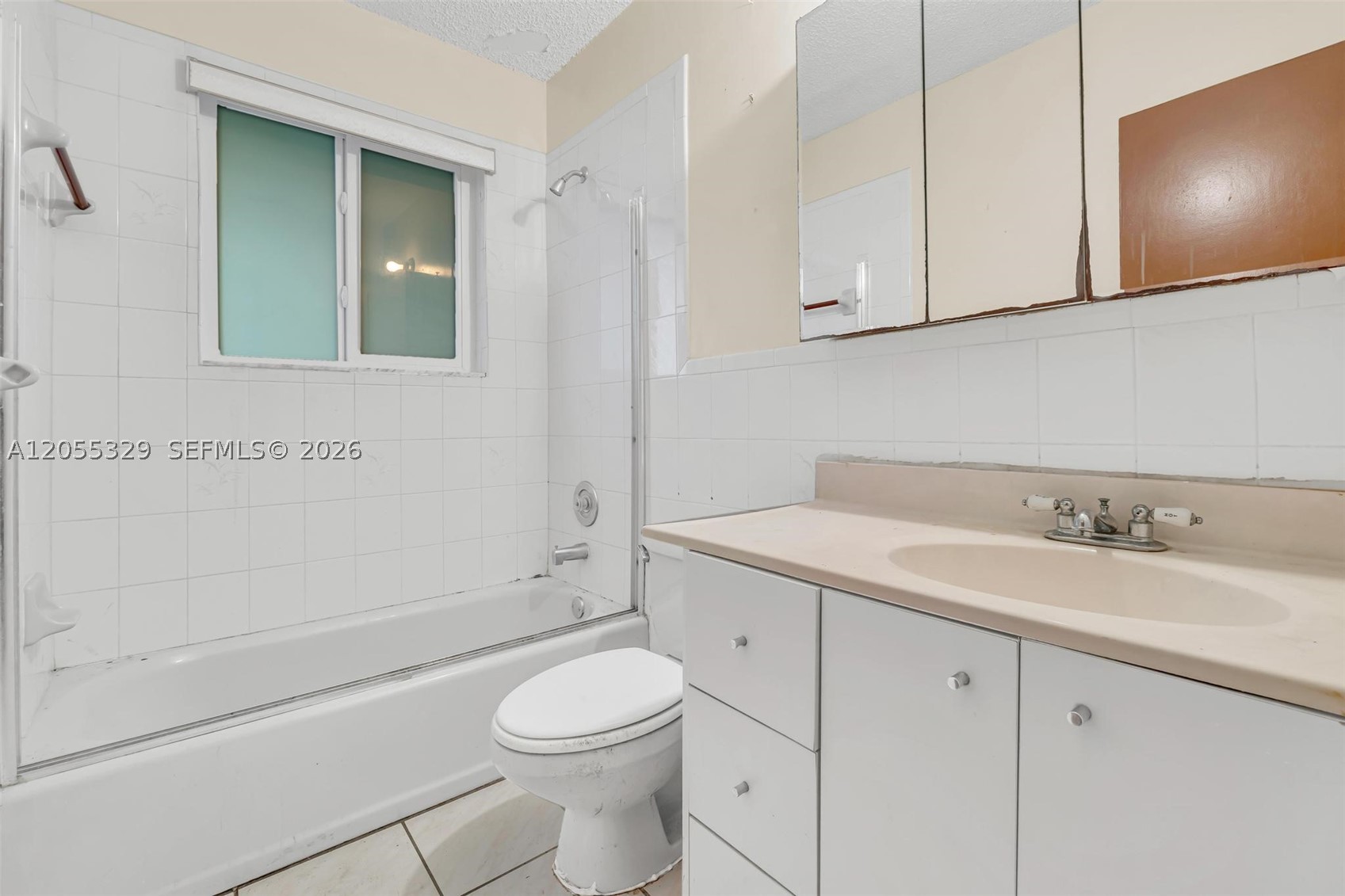 9921 SW 165th Ter, Miami FL 33157