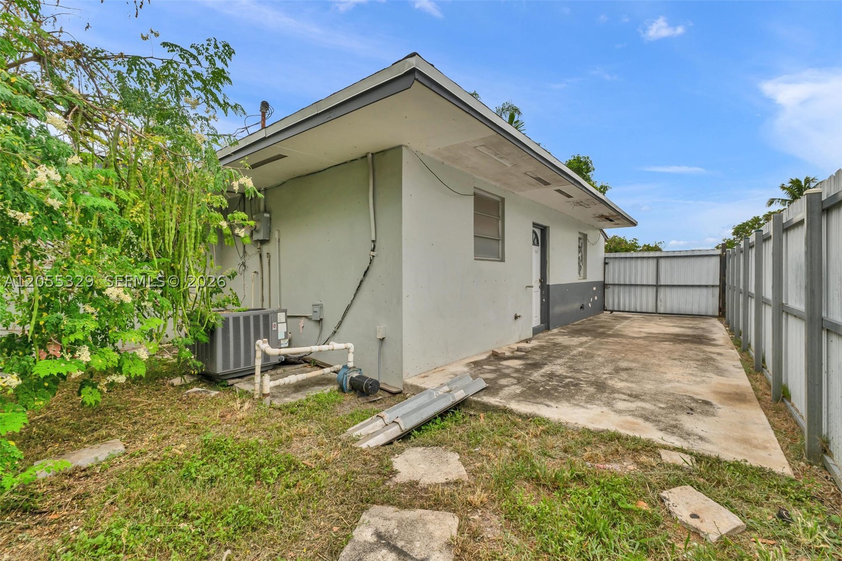9921 SW 165th Ter, Miami FL 33157
