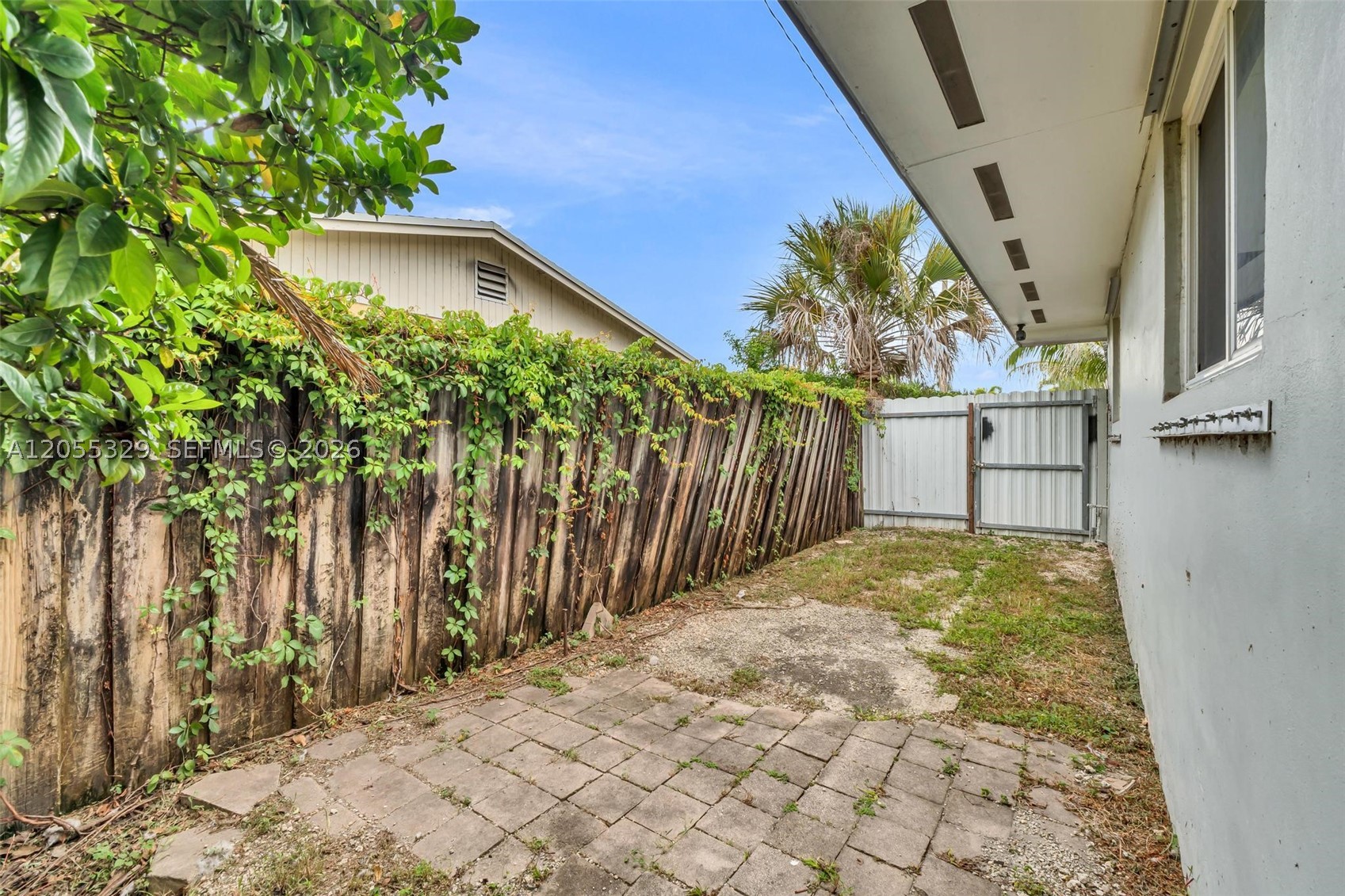 9921 SW 165th Ter, Miami FL 33157
