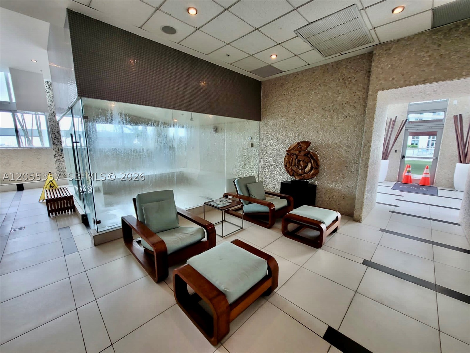 92 SW 3rd St #1808, Miami FL 33130