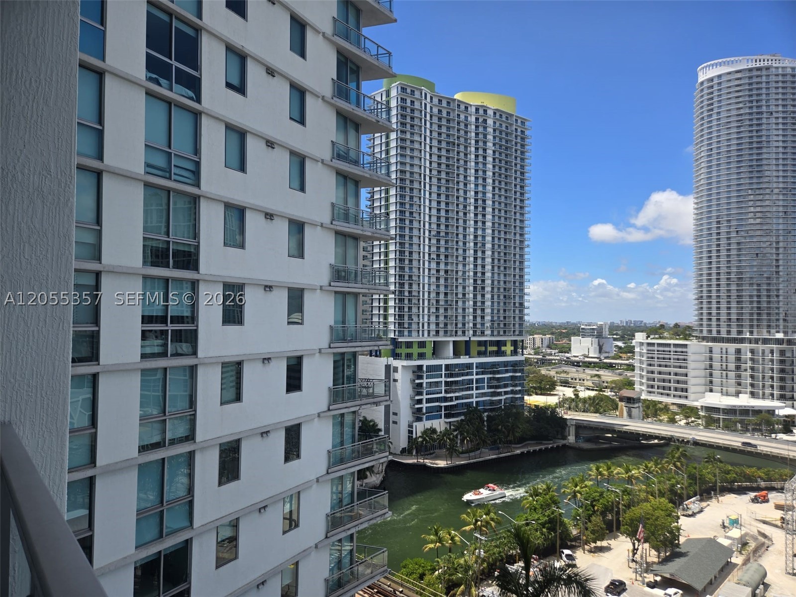 92 SW 3rd St #1808, Miami FL 33130