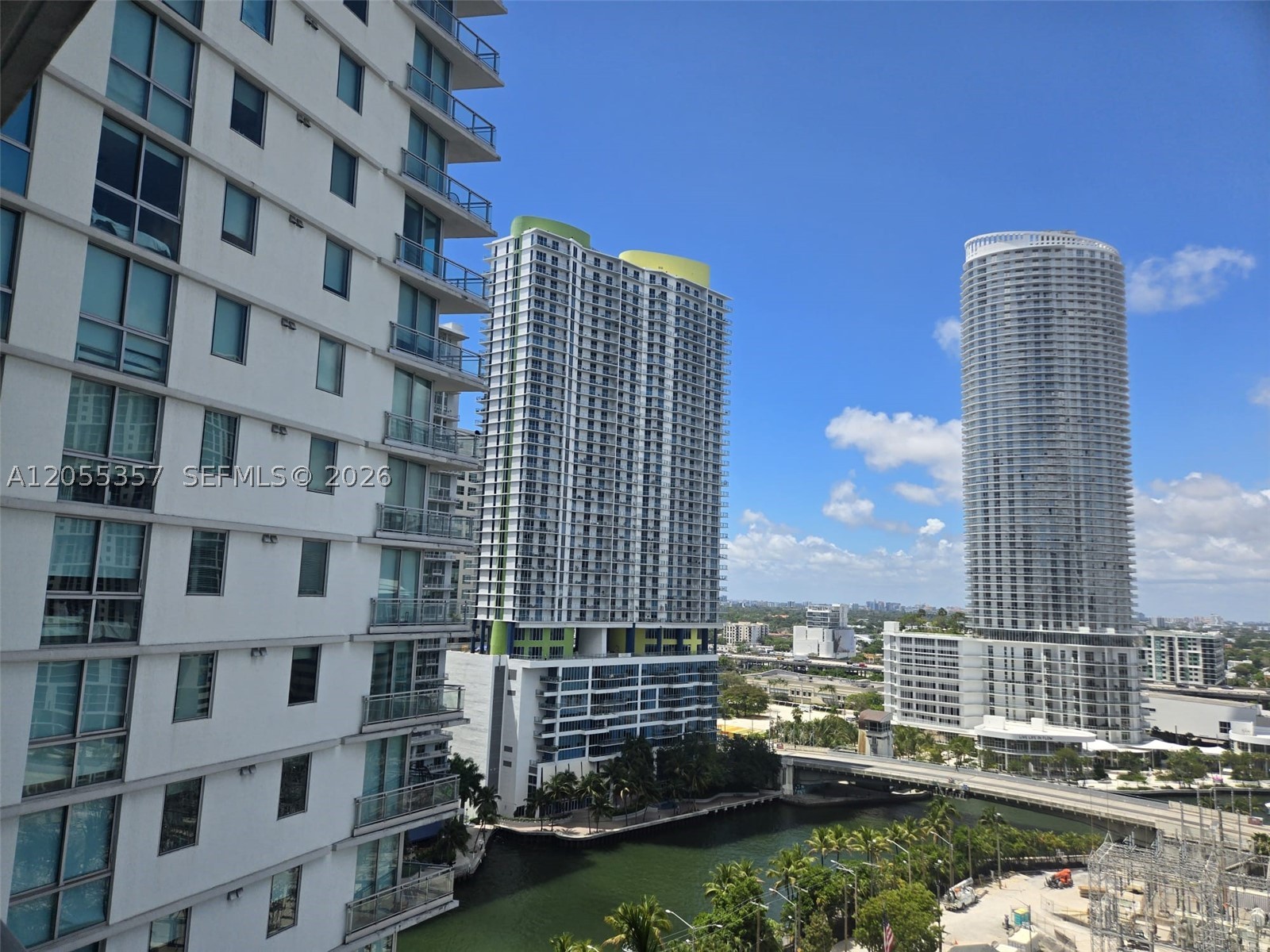 92 SW 3rd St #1808, Miami FL 33130