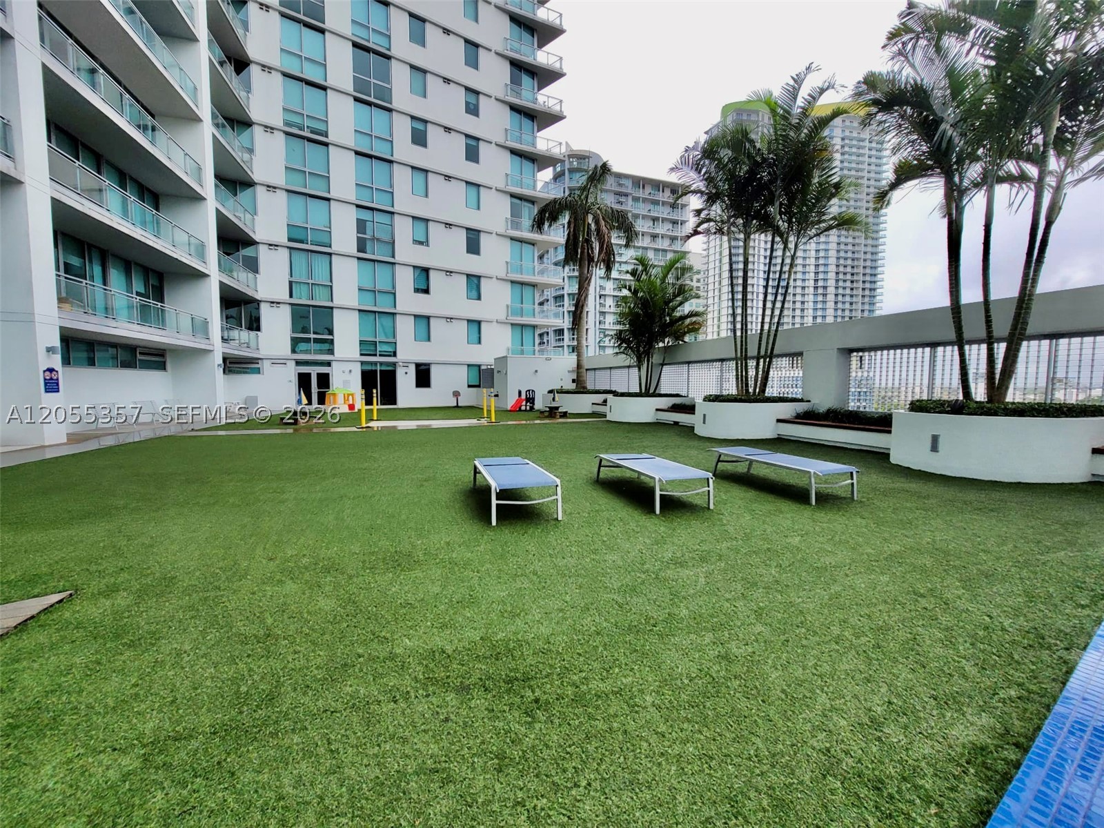 92 SW 3rd St #1808, Miami FL 33130