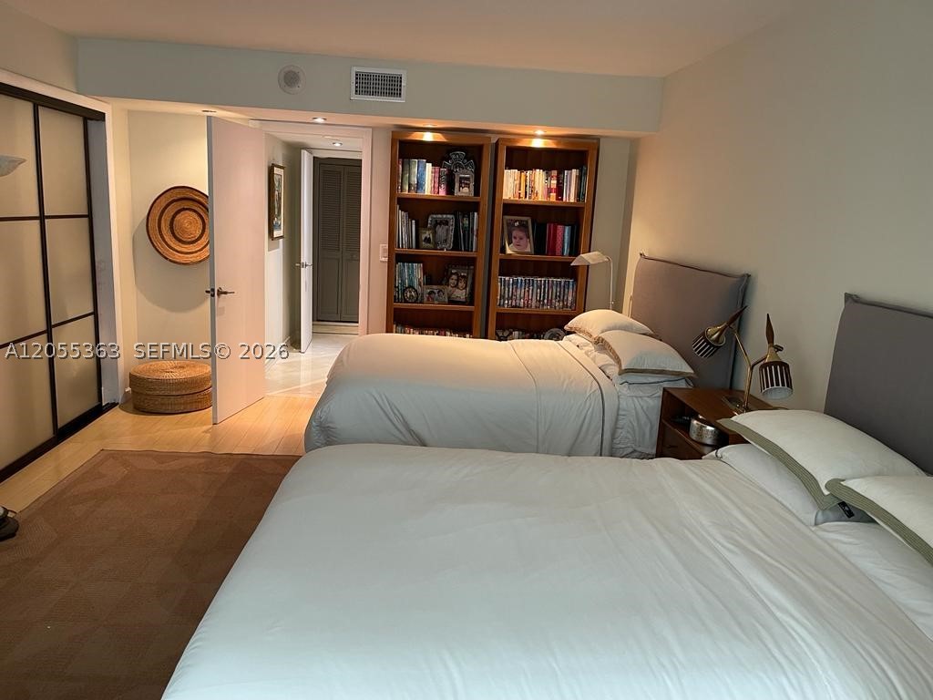 600 Grapetree Dr #7CS, Key Biscayne FL 33149