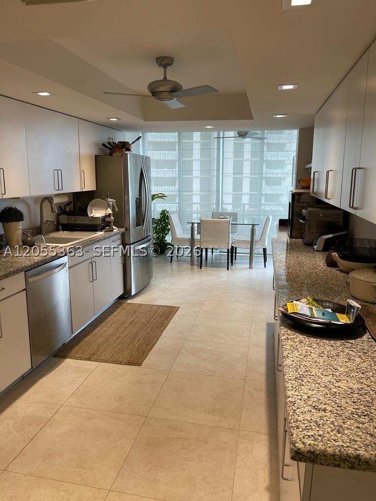 600 Grapetree Dr #7CS, Key Biscayne FL 33149