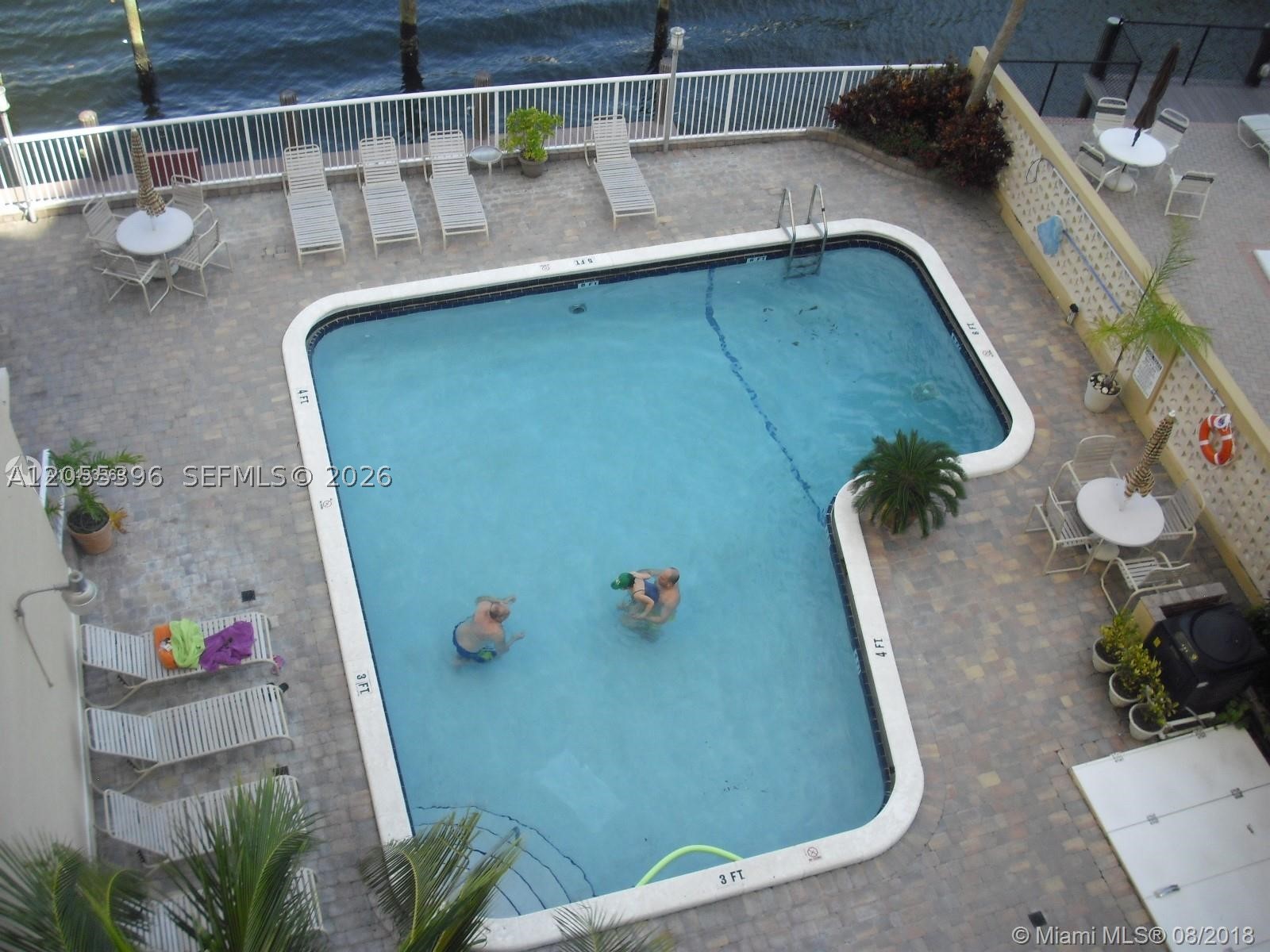 121 Golden Isles Dr #407, Hallandale Beach FL 33009