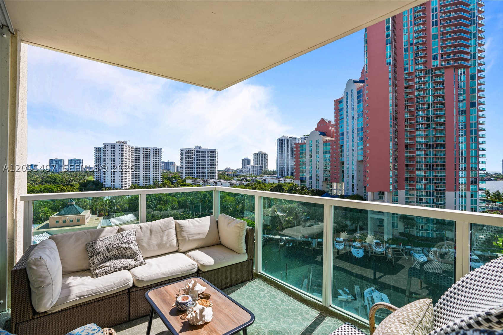 3330 NE 190th St #1010, Aventura FL 33180
