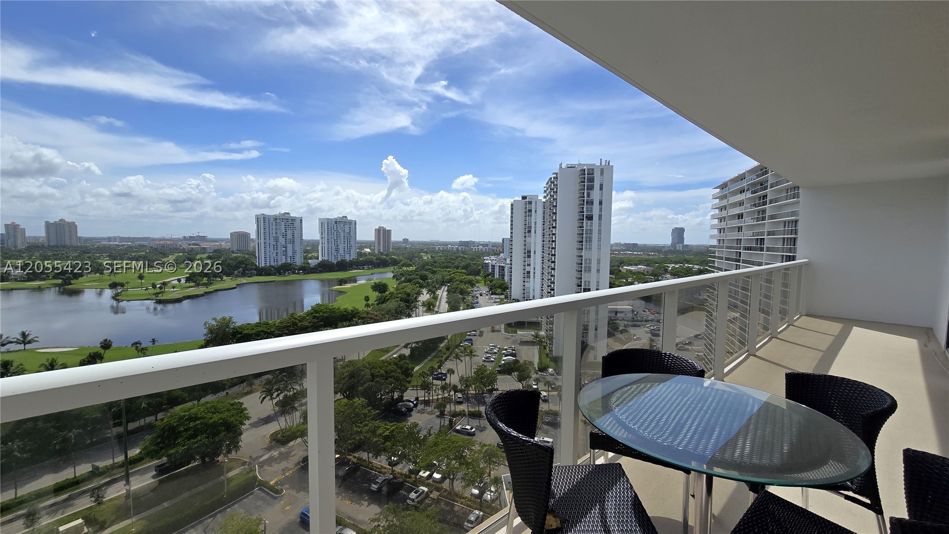 3731 N Country Club Dr #1825, Aventura FL 33180