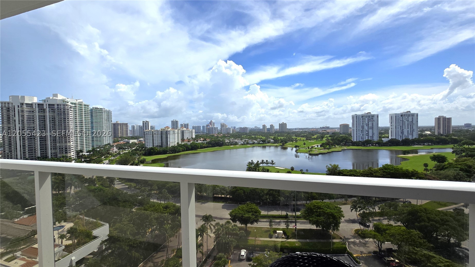 3731 N Country Club Dr #1825, Aventura FL 33180
