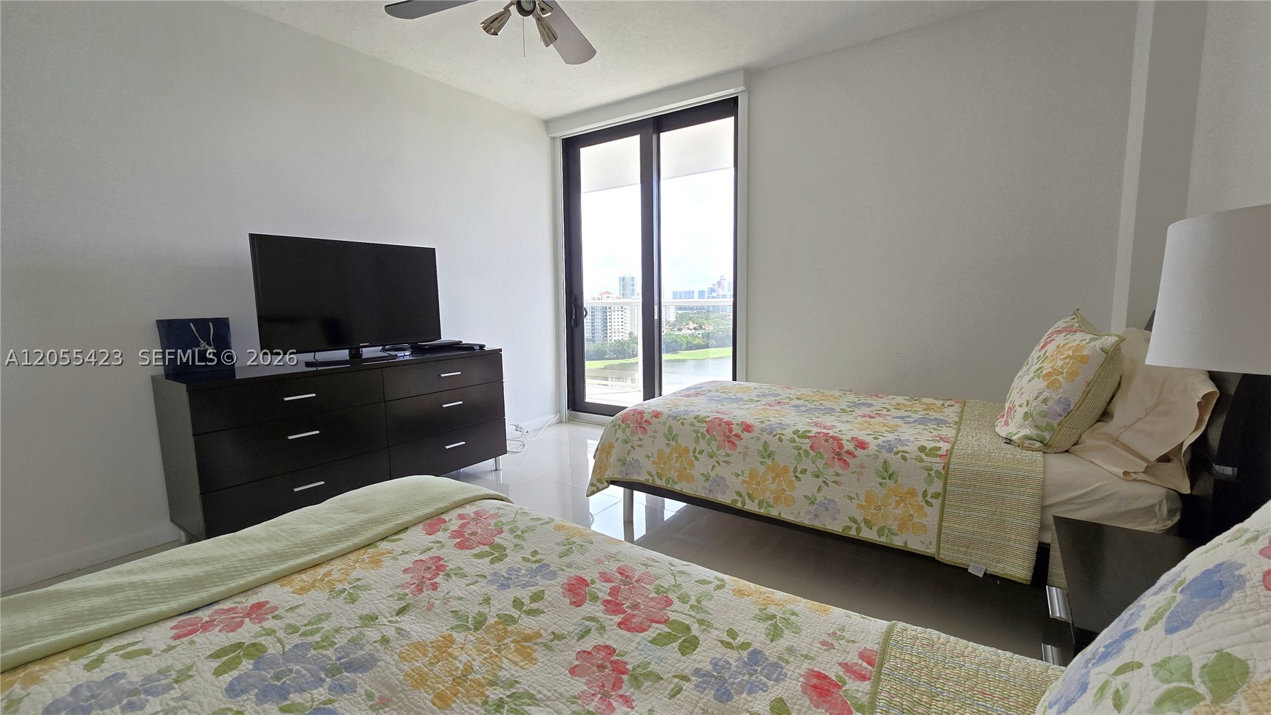3731 N Country Club Dr #1825, Aventura FL 33180