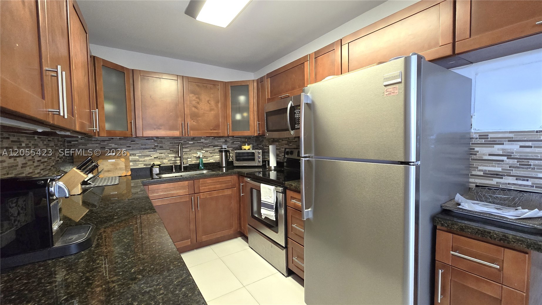 3731 N Country Club Dr #1825, Aventura FL 33180