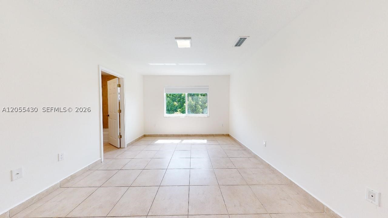323 SW 36Ave #323, Miami FL 33135