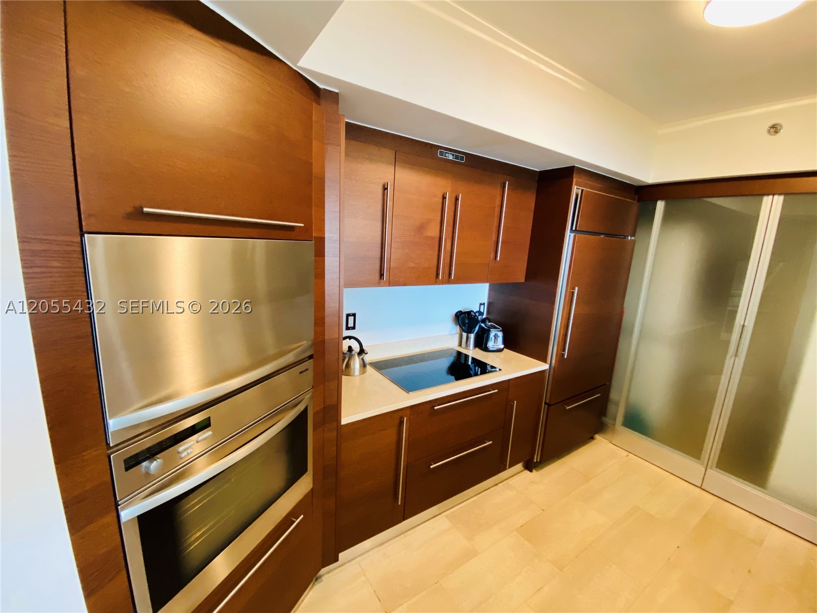 450 Alton Rd #1406, Miami Beach FL 33139