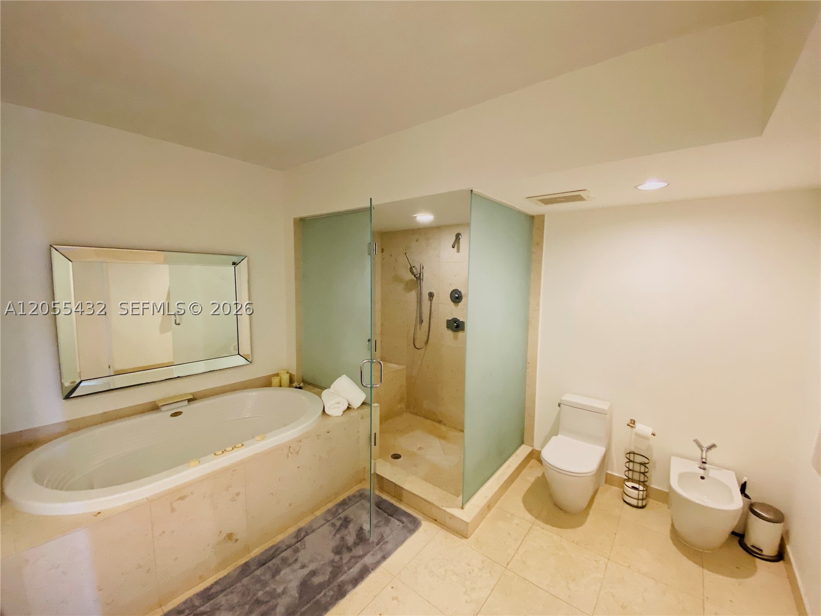450 Alton Rd #1406, Miami Beach FL 33139