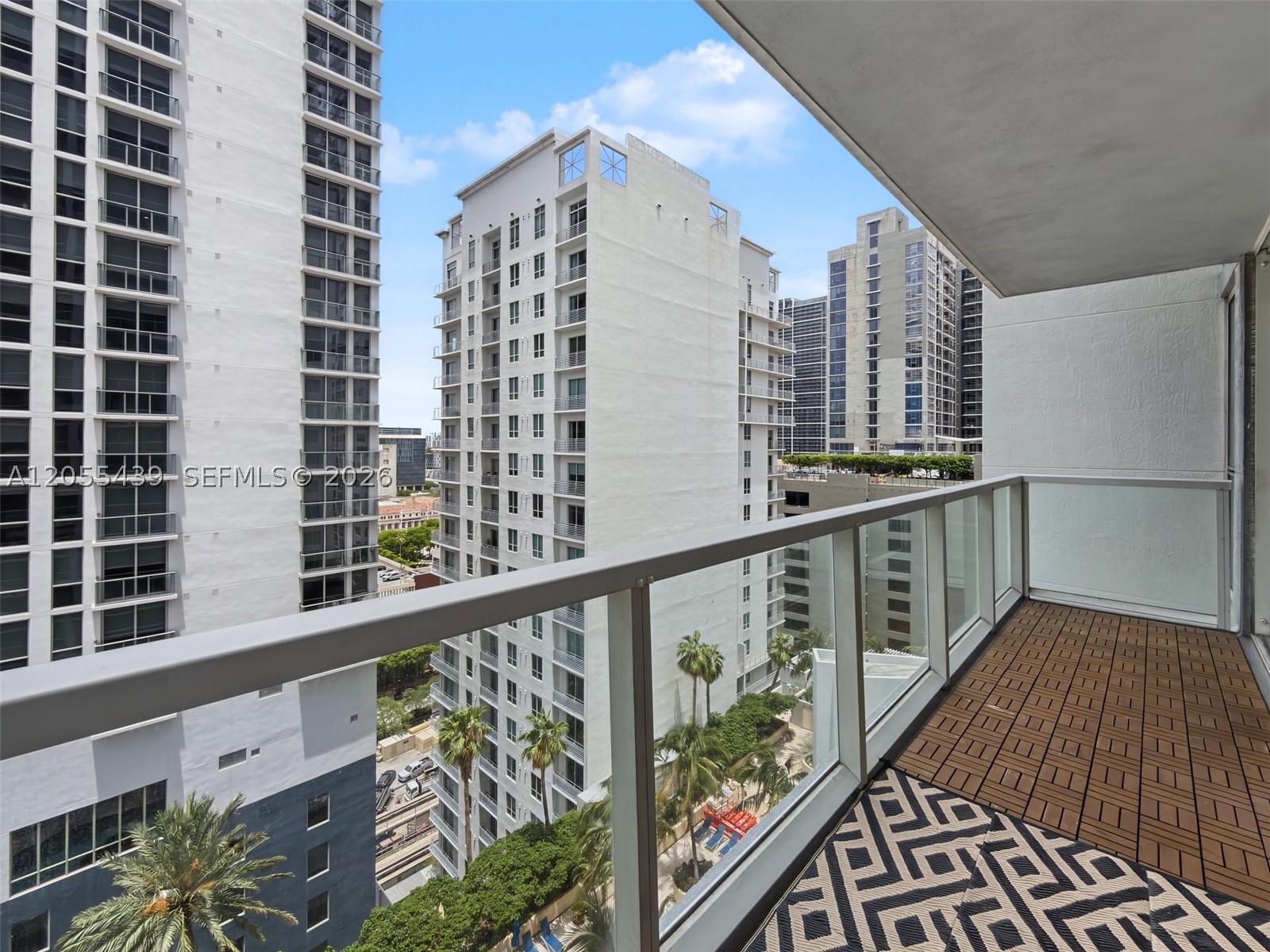 253 NE 2nd St #1804, Miami FL 33132