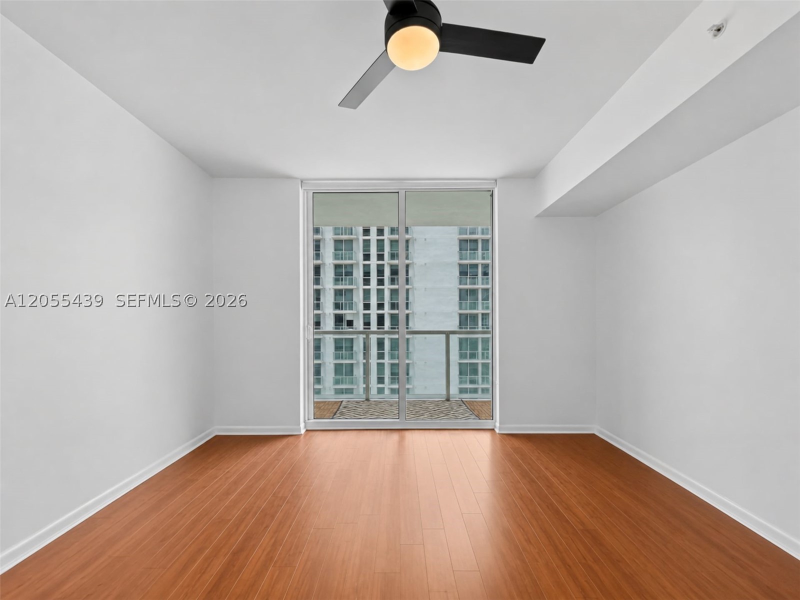 253 NE 2nd St #1804, Miami FL 33132