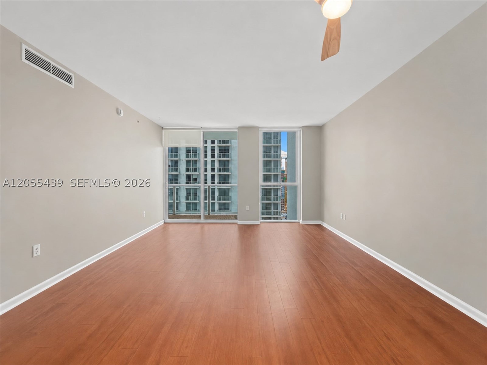 253 NE 2nd St #1804, Miami FL 33132
