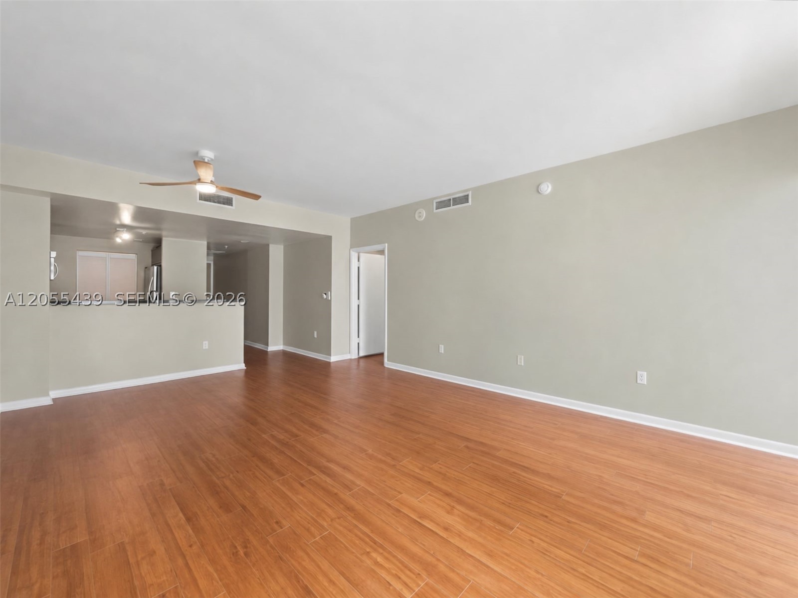 253 NE 2nd St #1804, Miami FL 33132